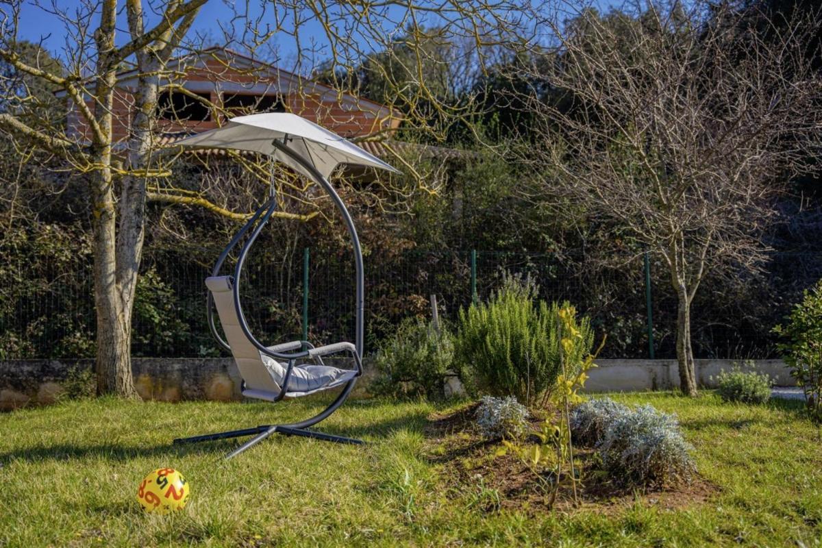 Modean In Pula - Haus Fuer 2-3 Personen Villa Bagian luar foto